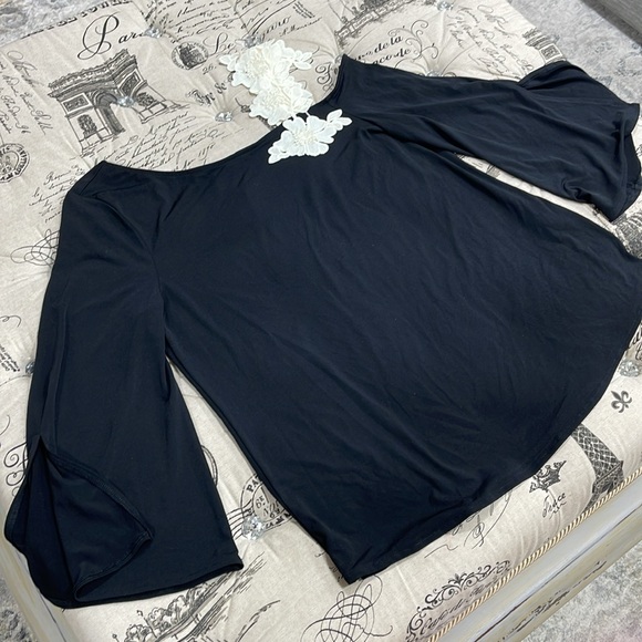 Alfani One-Shoulder Applique Top - Picture 3 of 6